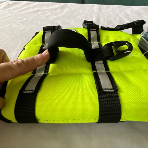 Dog Life Jacket Flotation/Reflective Flotation. Size XXS. Secure Fasteners NWT - Picture 3 of 11